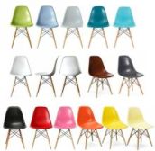 Eames stoelen in regenboogkleuren
